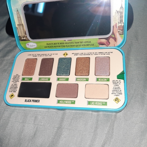 Eyeshadow Pallettes - Picture 3 of 4